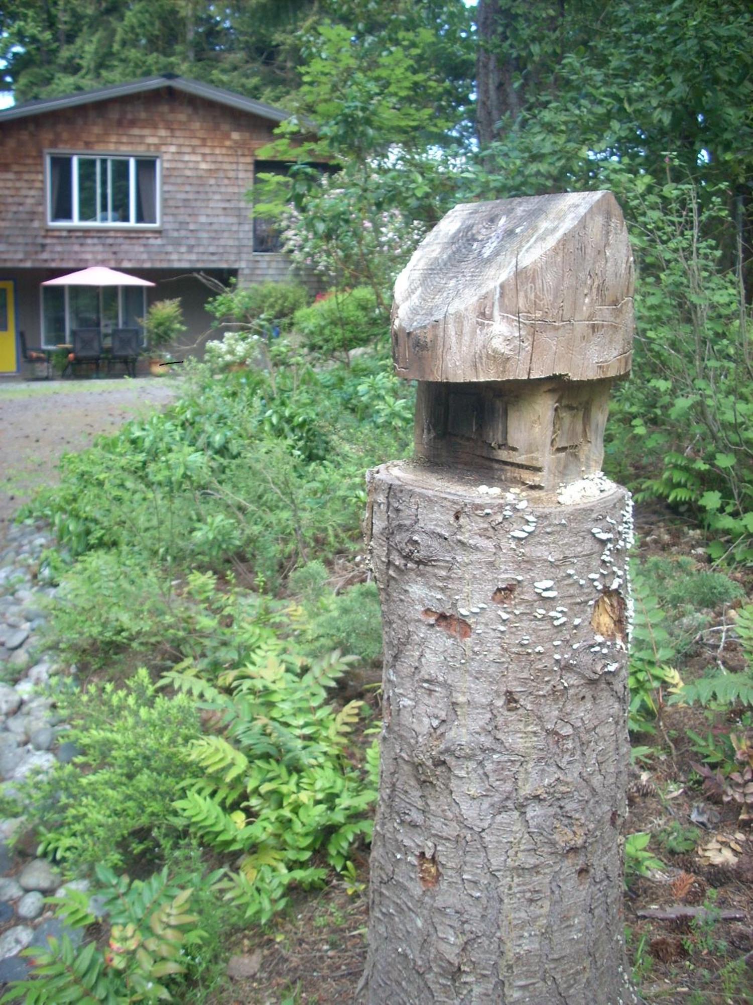 At Nautica Tigh Private Keypad Entrances Bed & Breakfast Qualicum Beach Exterior photo